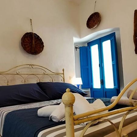 La Casa Sotto L'Arco Termoli Exterior foto
