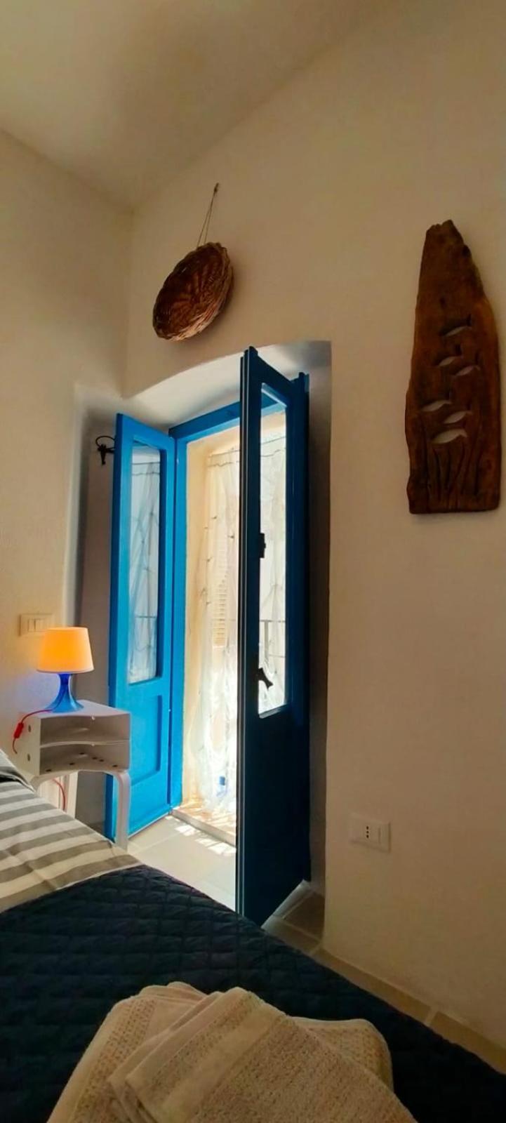 La Casa Sotto L'Arco Termoli Exterior foto